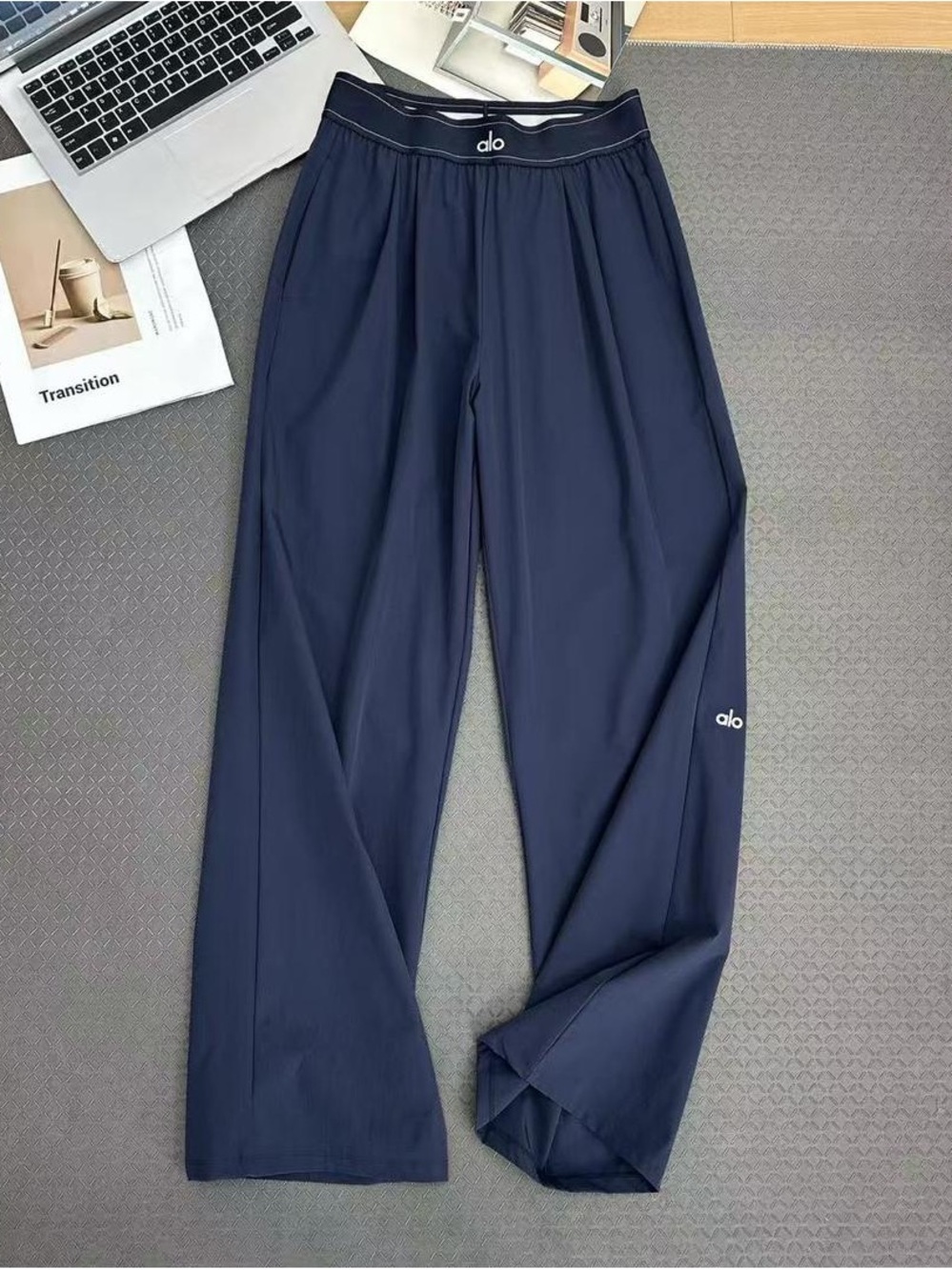 ALO Yoga Navy Wide-Leg Active Pants